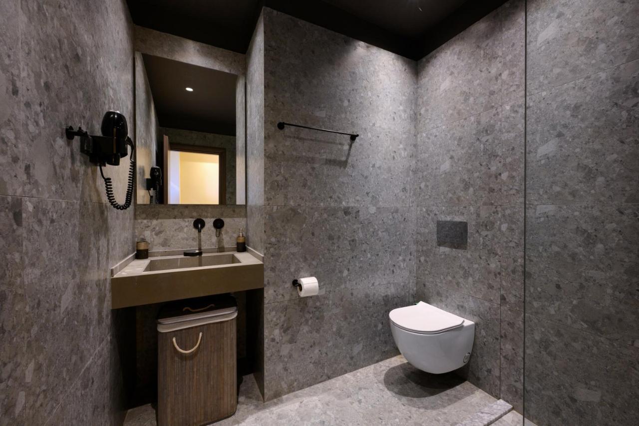 Seven Keys Luxury Suites Achilleion Bagian luar foto