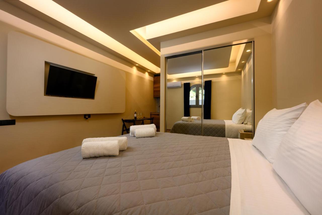Seven Keys Luxury Suites Achilleion Bagian luar foto