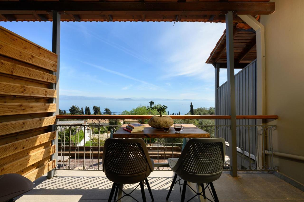 Seven Keys Luxury Suites Achilleion Bagian luar foto