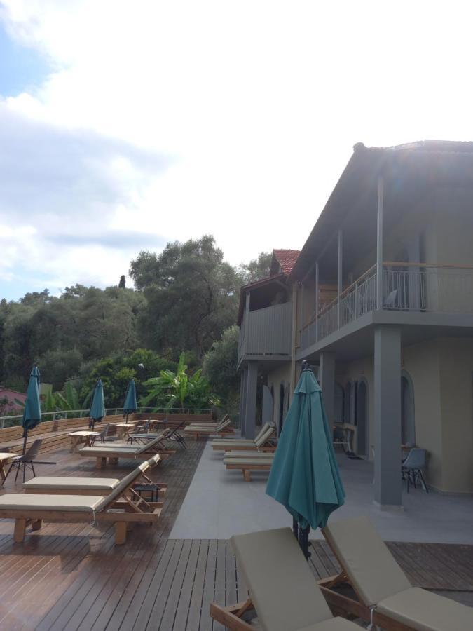 Seven Keys Luxury Suites Achilleion Bagian luar foto