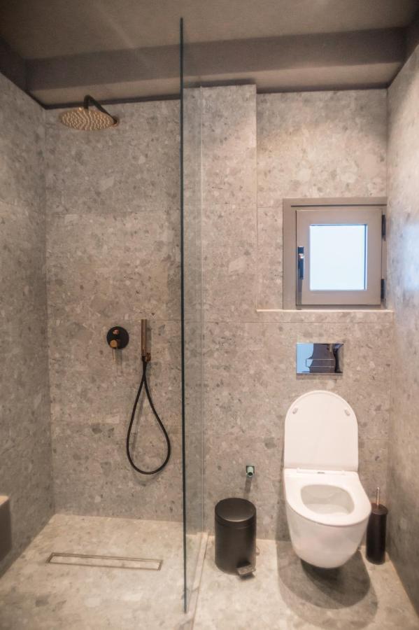 Seven Keys Luxury Suites Achilleion Bagian luar foto