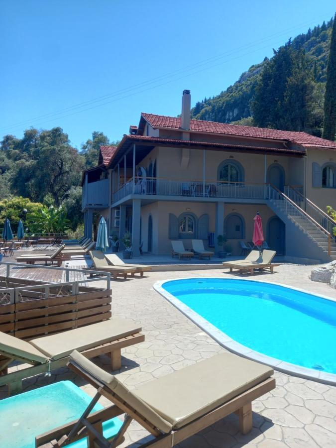 Seven Keys Luxury Suites Achilleion Bagian luar foto